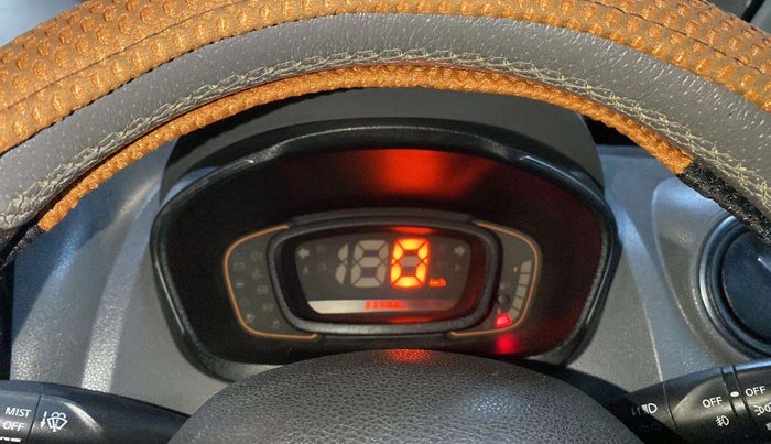 2019 Renault Kwid RXT 1.0 (O), Petrol, Manual, 33,968 km, Odometer Image