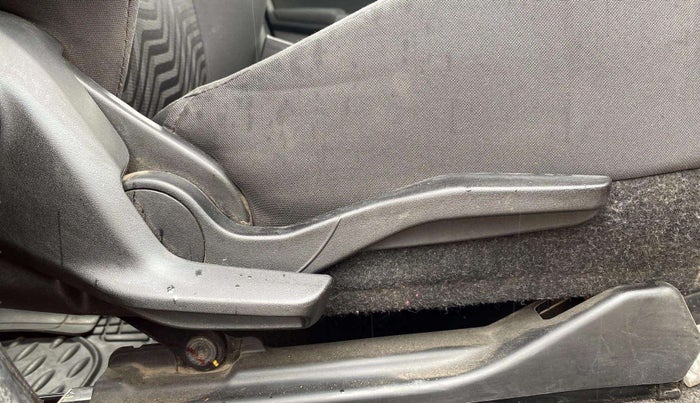 2022 Maruti Swift VXI, Petrol, Manual, 24,339 km, Driver Side Adjustment Panel