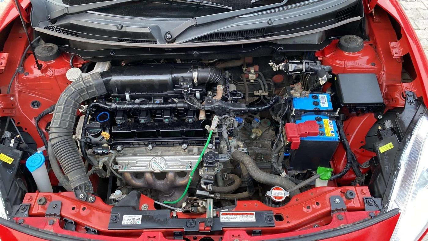 2022 Maruti Swift VXI, Petrol, Manual, 24,397 km, Open Bonet