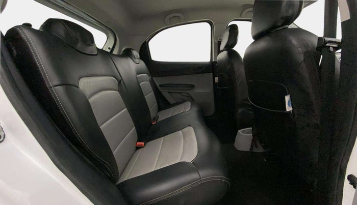 2022 Tata Tiago XT CNG, CNG, Manual, 49,257 km, Right Side Rear Door Cabin