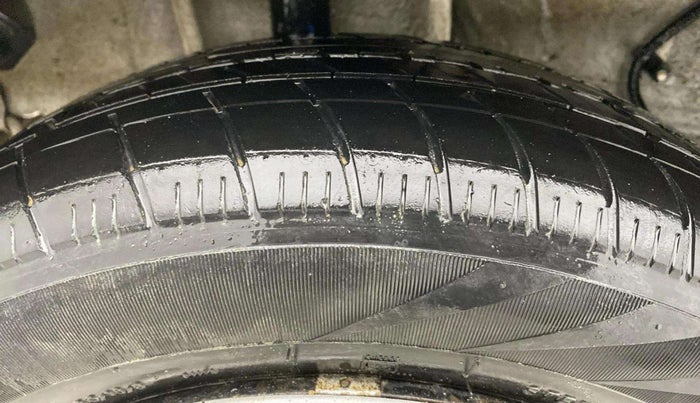 2022 Tata Tiago XT CNG, CNG, Manual, 49,257 km, Right Rear Tyre Tread