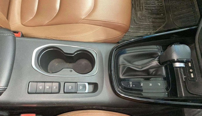 2020 MG HECTOR PLUS SHARP 1.5 PETROL TURBO DCT 6-STR, Petrol, Automatic, 32,709 km, Gear Lever