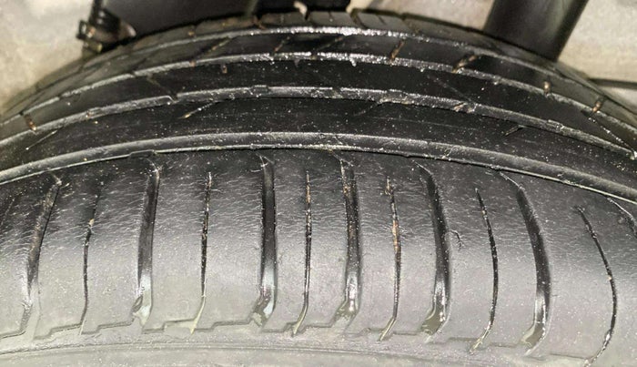 2021 Hyundai VENUE SX PLUS 1.0 TURBO DCT, Petrol, Automatic, 29,510 km, Left Rear Tyre Tread