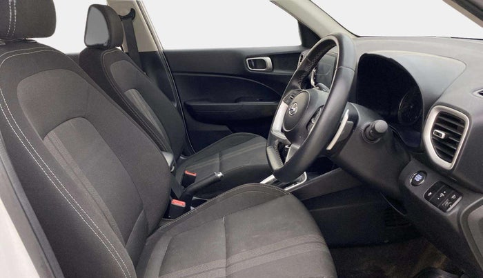 2021 Hyundai VENUE SX PLUS 1.0 TURBO DCT, Petrol, Automatic, 29,510 km, Right Side Front Door Cabin