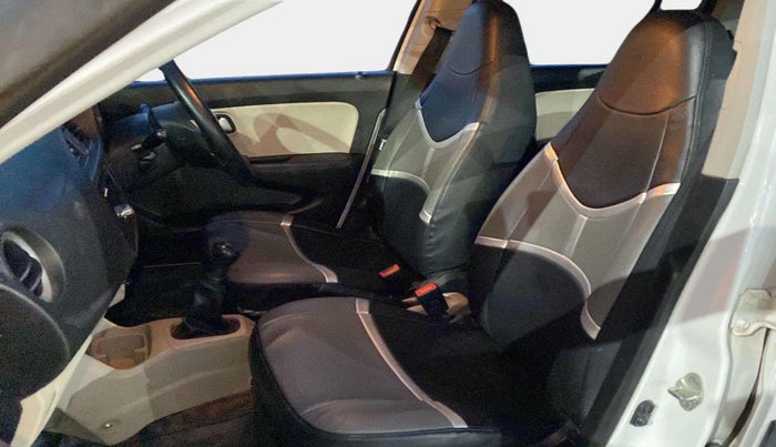 2022 Maruti Alto LXI O, Petrol, Manual, 26,716 km, Right Side Front Door Cabin