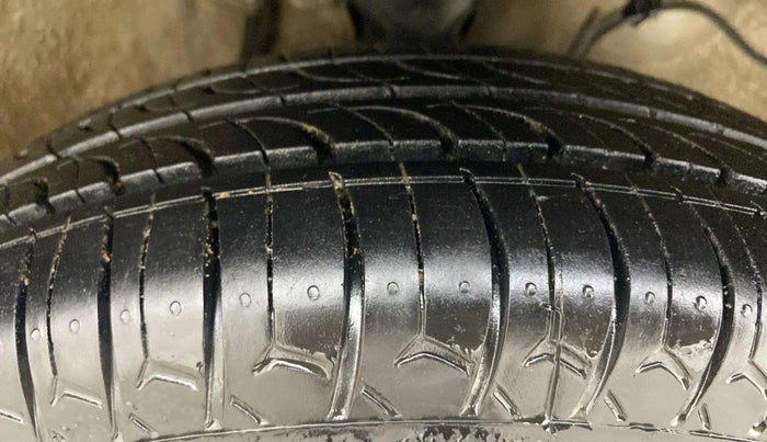 2021 Maruti Alto VXI, Petrol, Manual, 67,641 km, Right Front Tyre Tread