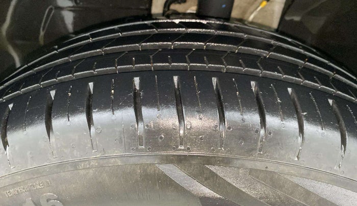2023 Tata PUNCH CREATIVE  MT, Petrol, Manual, 15,057 km, Left Front Tyre Tread