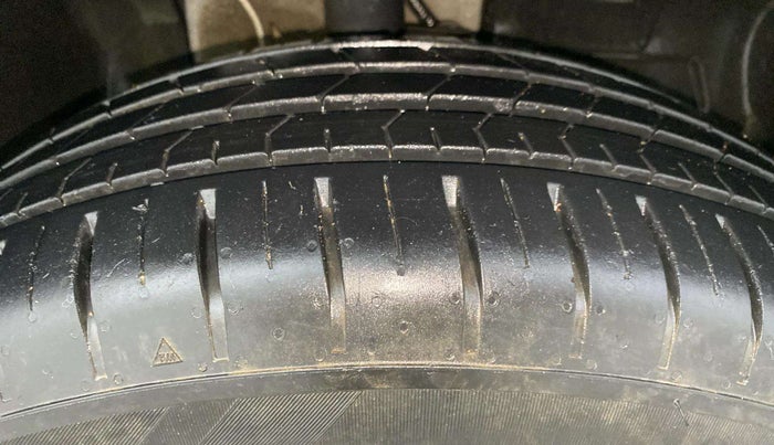 2023 Tata PUNCH CREATIVE  MT, Petrol, Manual, 15,057 km, Right Front Tyre Tread