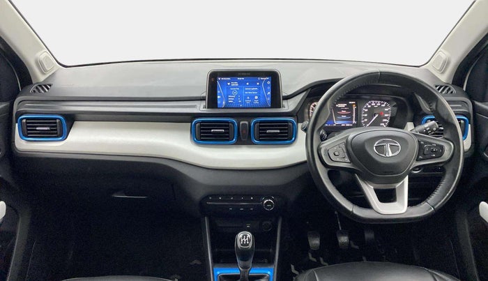 2023 Tata PUNCH CREATIVE  MT, Petrol, Manual, 15,057 km, Dashboard