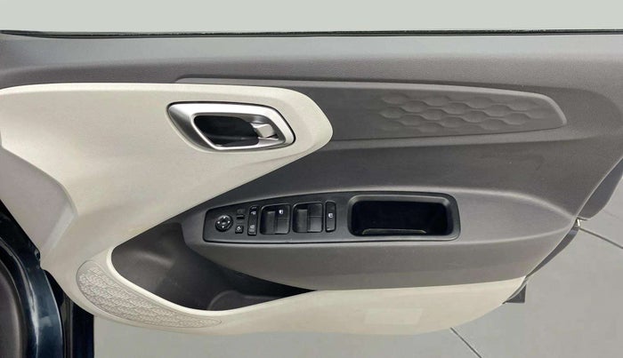 2021 Hyundai GRAND I10 NIOS SPORTZ 1.2 KAPPA VTVT CNG, CNG, Manual, 74,114 km, Driver Side Door Panels Control