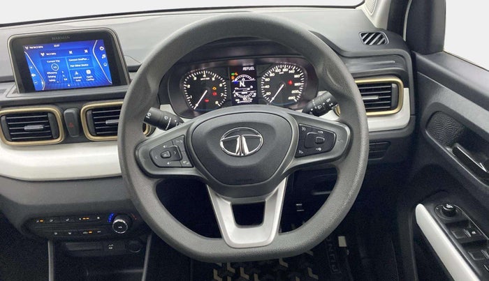 2023 Tata PUNCH ACCOMPLISHED DAZZLE PACK AMT, Petrol, Automatic, 10,517 km, Steering Wheel Close Up