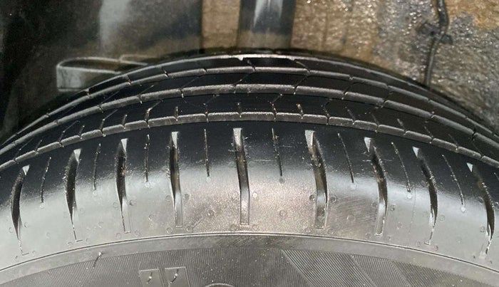 2023 Tata PUNCH ACCOMPLISHED DAZZLE PACK AMT, Petrol, Automatic, 10,517 km, Right Rear Tyre Tread