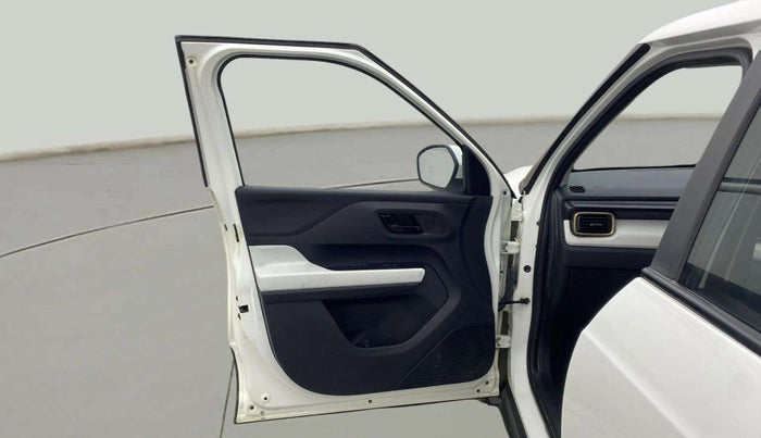 2023 Tata PUNCH ACCOMPLISHED DAZZLE PACK AMT, Petrol, Automatic, 10,517 km, LHS Front Door