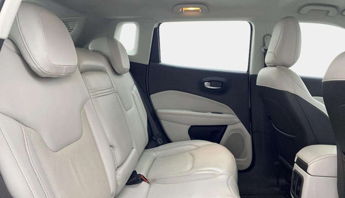 2018 Jeep Compass LIMITED (O) 2.0 DIESEL 4X4, Diesel, Manual, 46,982 km, Right Side Rear Door Cabin