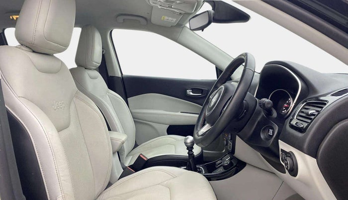 2018 Jeep Compass LIMITED (O) 2.0 DIESEL 4X4, Diesel, Manual, 46,982 km, Right Side Front Door Cabin