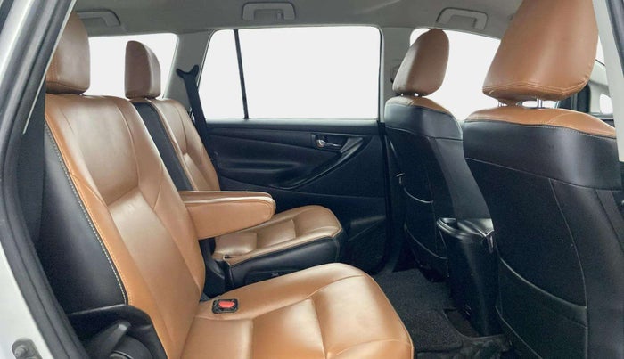 2018 Toyota Innova Crysta 2.4 GX 7 STR, Diesel, Manual, 85,159 km, Right Side Rear Door Cabin