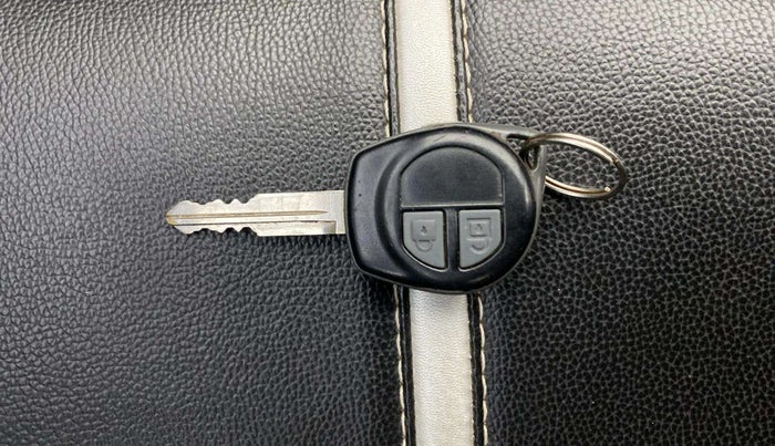 2020 Maruti Alto VXI PLUS, Petrol, Manual, 35,200 km, Key Close Up