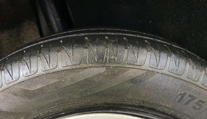 2018 Maruti Baleno DELTA PETROL 1.2, Petrol, Manual, 42,611 km, Right Rear Tyre Tread
