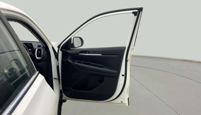 2022 KIA SONET HTE 1.2, Petrol, Manual, 17,293 km, RHS Front Door