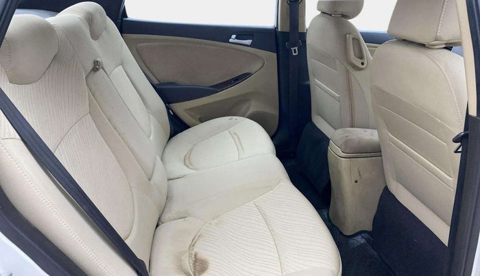 2015 Hyundai Verna FLUIDIC 4S 1.6 VTVT S(O), Petrol, Manual, 1,06,529 km, Right Side Rear Door Cabin