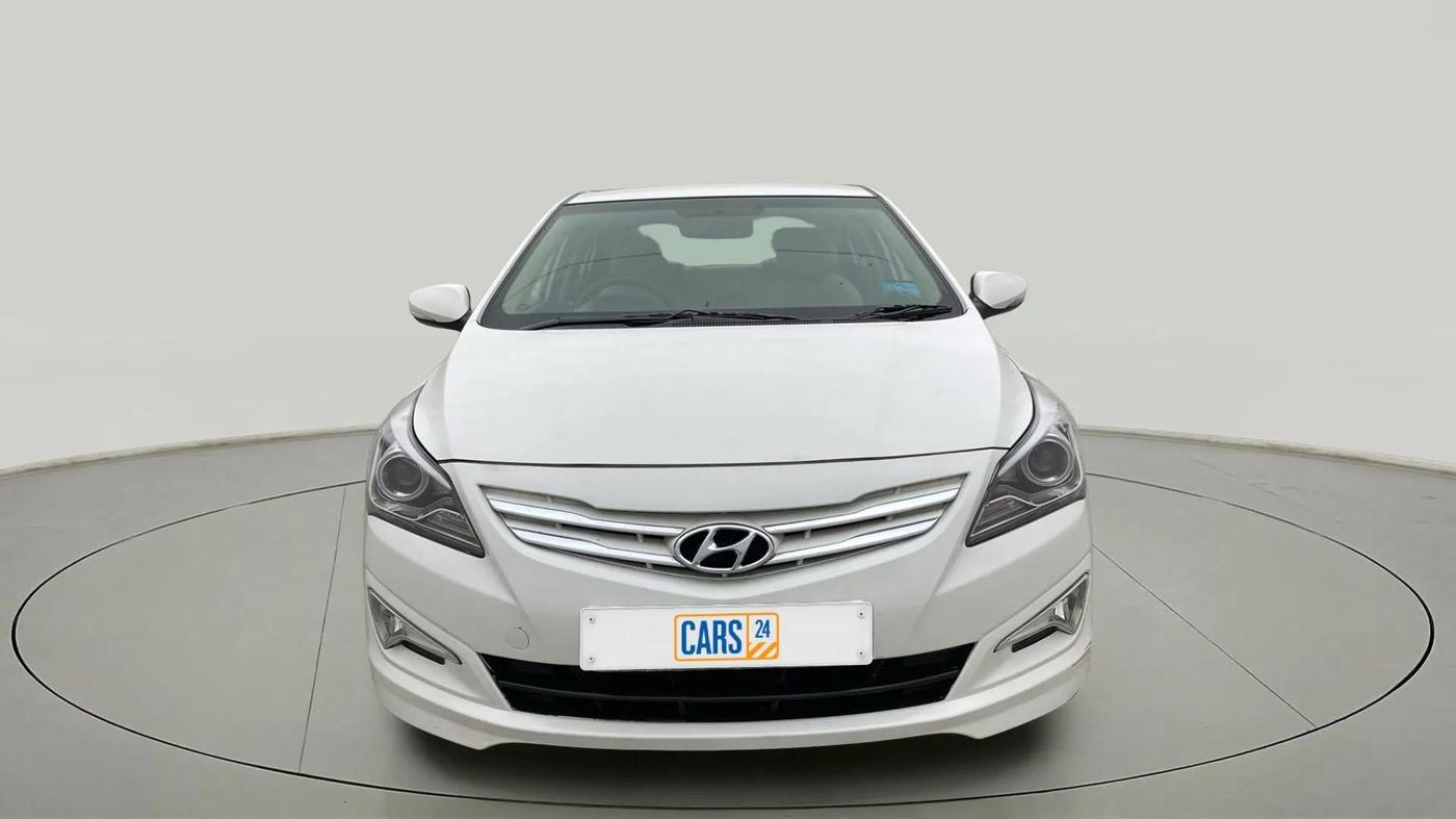 2015 Hyundai Verna FLUIDIC 4S 1.6 VTVT S(O), Petrol, Manual, 1,06,612 km, Front