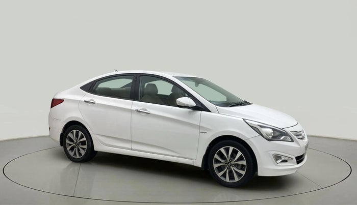 2015 Hyundai Verna FLUIDIC 4S 1.6 VTVT S(O), Petrol, Manual, 1,06,529 km, Right Front Diagonal