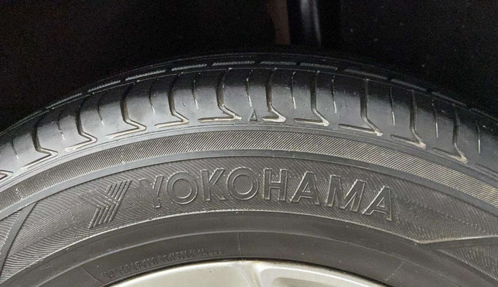 2015 Ford Ecosport TITANIUM 1.5L PETROL AT, Petrol, Automatic, 98,537 km, Left Rear Tyre Tread