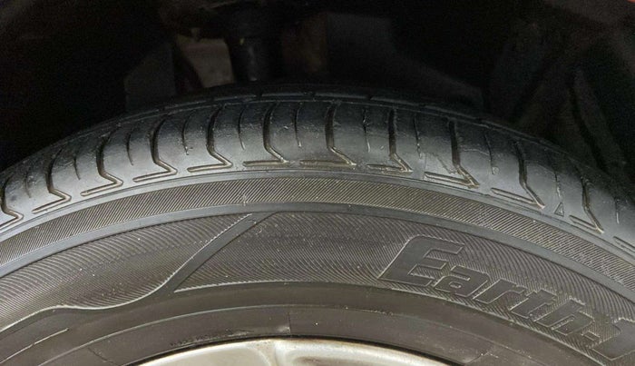 2015 Ford Ecosport TITANIUM 1.5L PETROL AT, Petrol, Automatic, 98,537 km, Right Front Tyre Tread