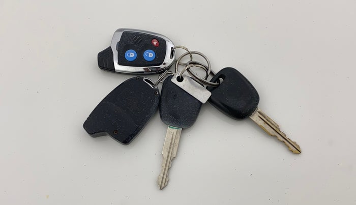 2018 Maruti Alto 800 LXI, Petrol, Manual, 69,557 km, Key Close Up