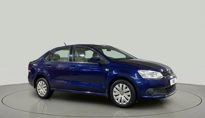 2014 Volkswagen Vento COMFORTLINE 1.6, Petrol, Manual, 49,660 km, Right Front Diagonal