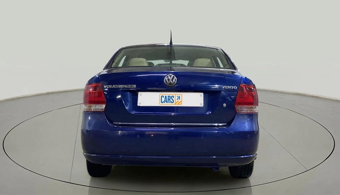 2014 Volkswagen Vento COMFORTLINE 1.6, Petrol, Manual, 49,660 km, Back/Rear