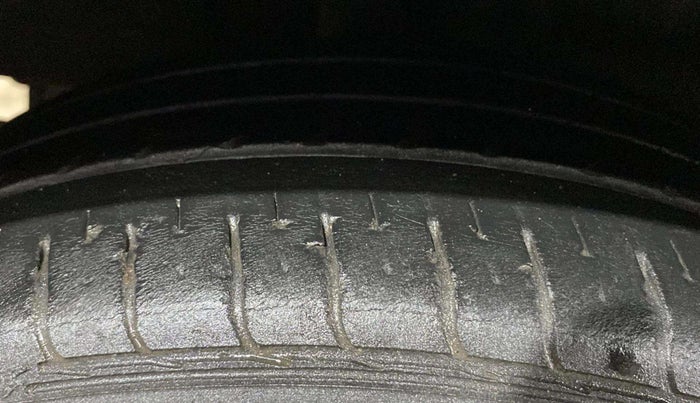 2020 Tata Tiago XZ PLUS PETROL, Petrol, Manual, 35,213 km, Right Rear Tyre Tread