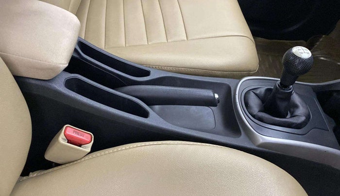 2018 Honda City 1.5L I-VTEC V MT, Petrol, Manual, 59,340 km, Gear Lever