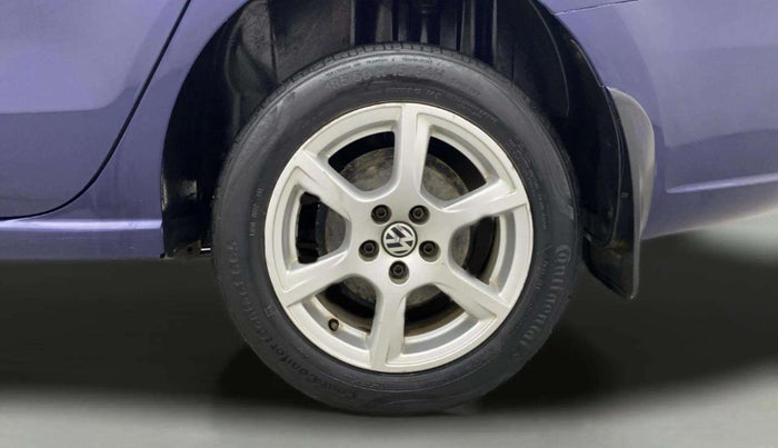 2013 Volkswagen Vento HIGHLINE DIESEL 1.6, Diesel, Manual, 1,10,223 km, Left Rear Wheel