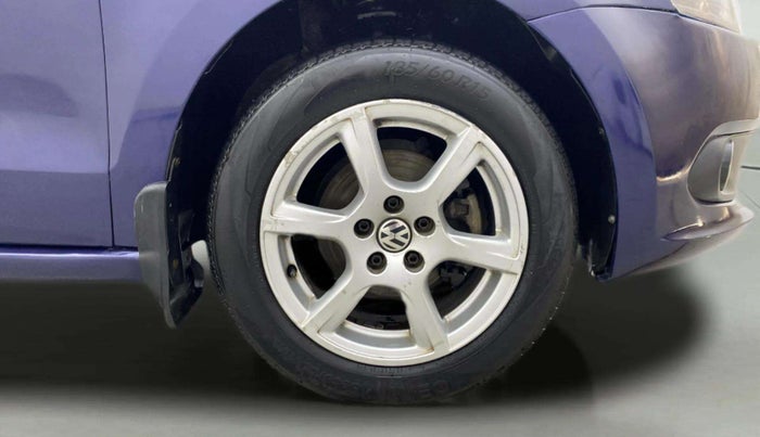 2013 Volkswagen Vento HIGHLINE DIESEL 1.6, Diesel, Manual, 1,10,223 km, Right Front Wheel