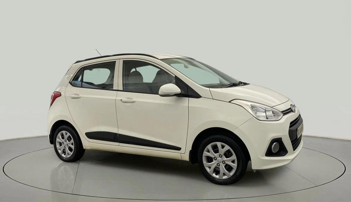 2015 Hyundai Grand i10 SPORTZ 1.2 KAPPA VTVT, Petrol, Manual, 7,941 km, Right Front Diagonal