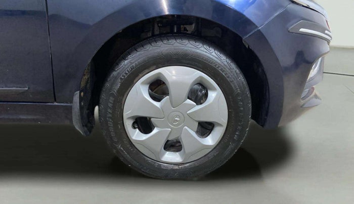 2022 Tata Tiago XZ PLUS CNG, CNG, Manual, 43,346 km, Right Front Wheel