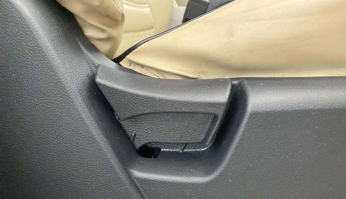 2019 Mahindra XUV300 W4 1.5 DIESEL, Diesel, Manual, 56,930 km, Driver Side Adjustment Panel