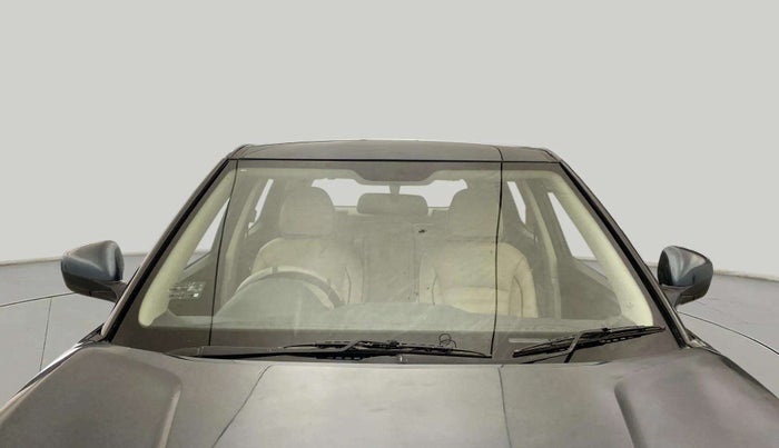 2019 Mahindra XUV300 W4 1.5 DIESEL, Diesel, Manual, 56,930 km, Front Windshield