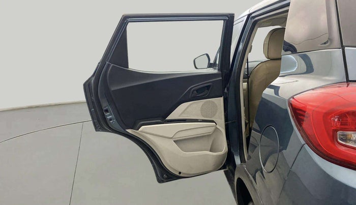 2019 Mahindra XUV300 W4 1.5 DIESEL, Diesel, Manual, 56,930 km, LHS Rear Door