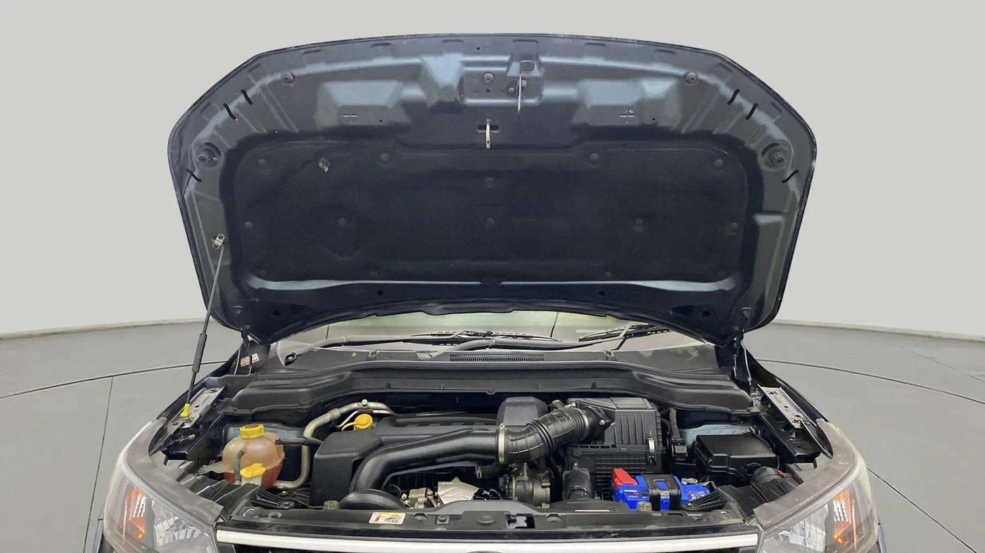 2019 Mahindra XUV300 W4 1.5 DIESEL, Diesel, Manual, 56,930 km, Open Bonet