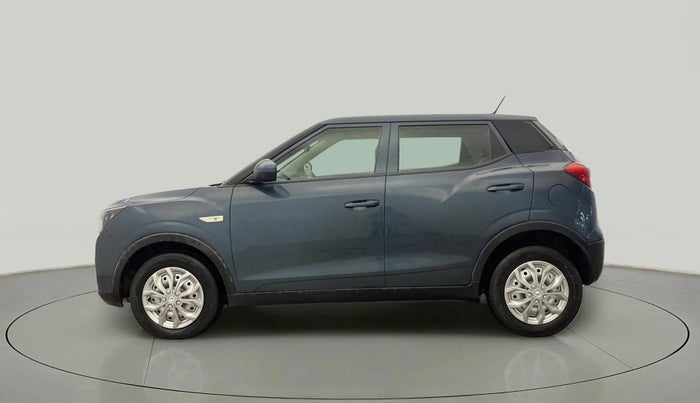 2019 Mahindra XUV300 W4 1.5 DIESEL, Diesel, Manual, 56,930 km, Left Side