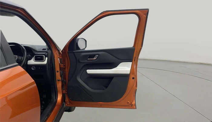 2023 Tata PUNCH CREATIVE  MT, Petrol, Manual, 39,971 km, RHS Front Door
