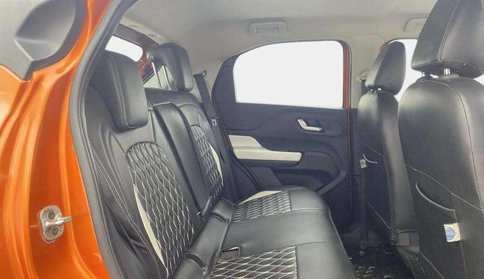 2023 Tata PUNCH CREATIVE  MT, Petrol, Manual, 39,971 km, Right Side Rear Door Cabin