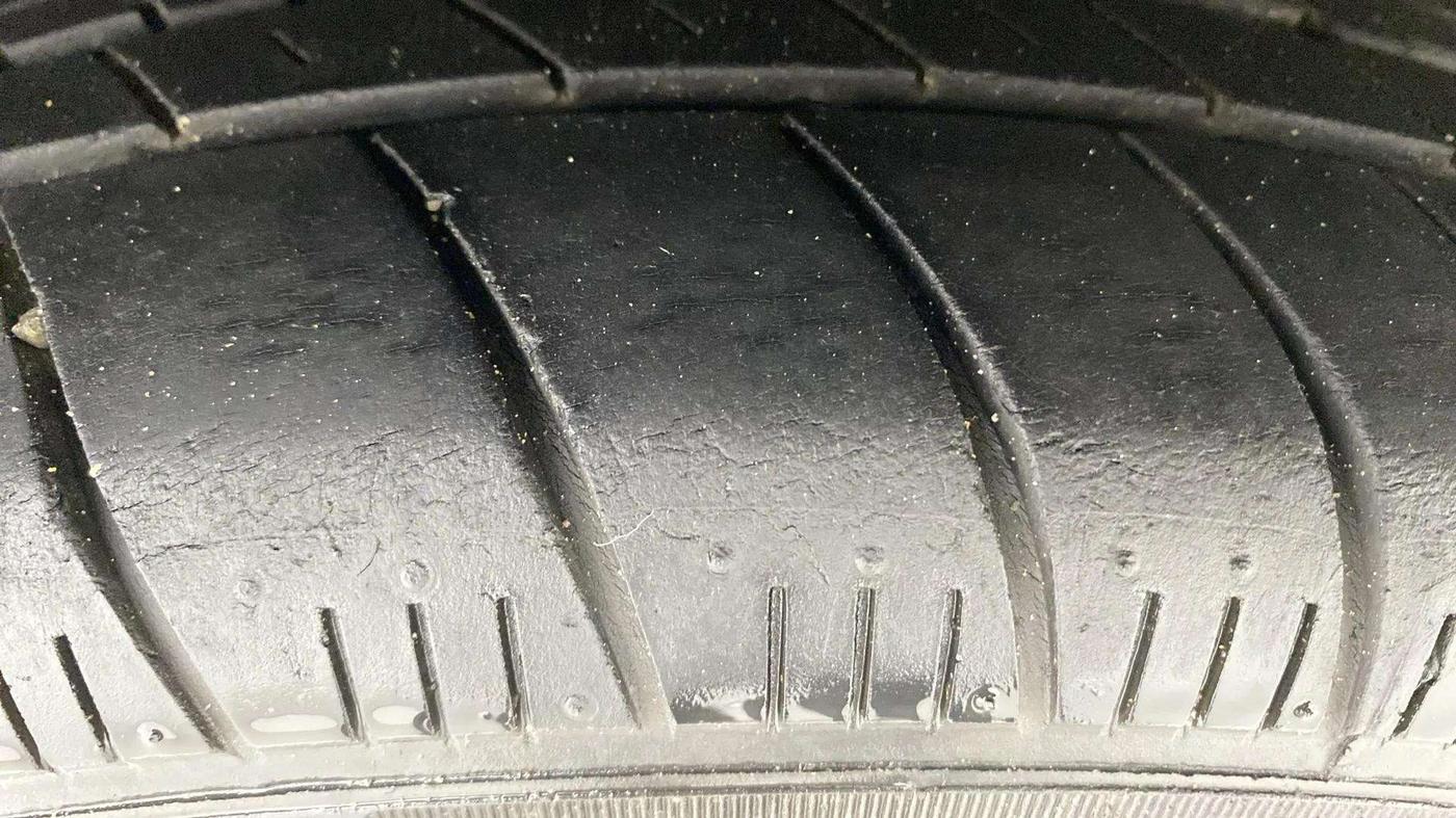 2019 Nissan Sunny XV CVT, Petrol, Automatic, 37,012 km, Right Rear Tyre Tread