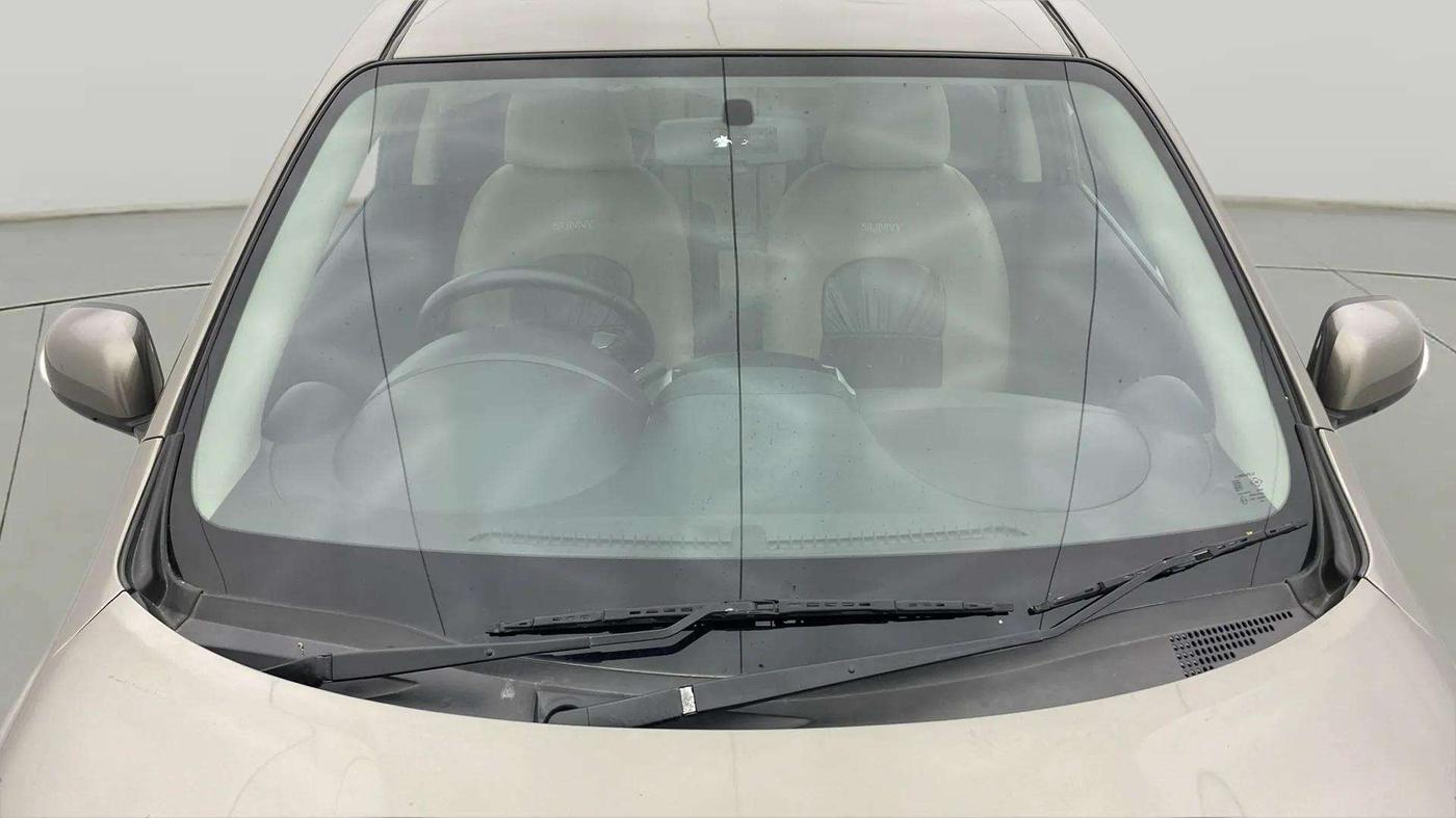 2019 Nissan Sunny XV CVT, Petrol, Automatic, 37,012 km, Front Windshield
