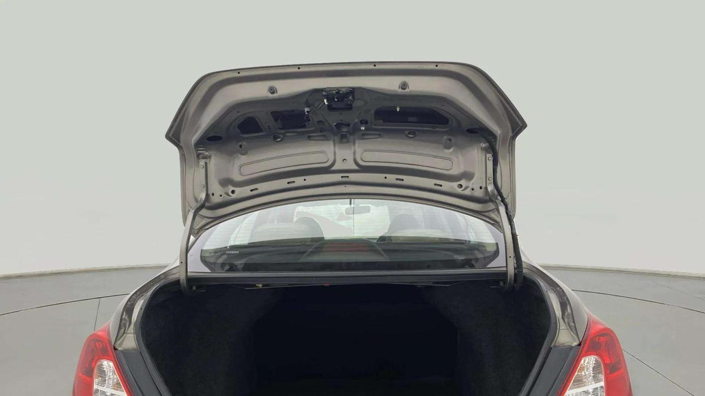 2019 Nissan Sunny XV CVT, Petrol, Automatic, 37,012 km, Boot Door Open