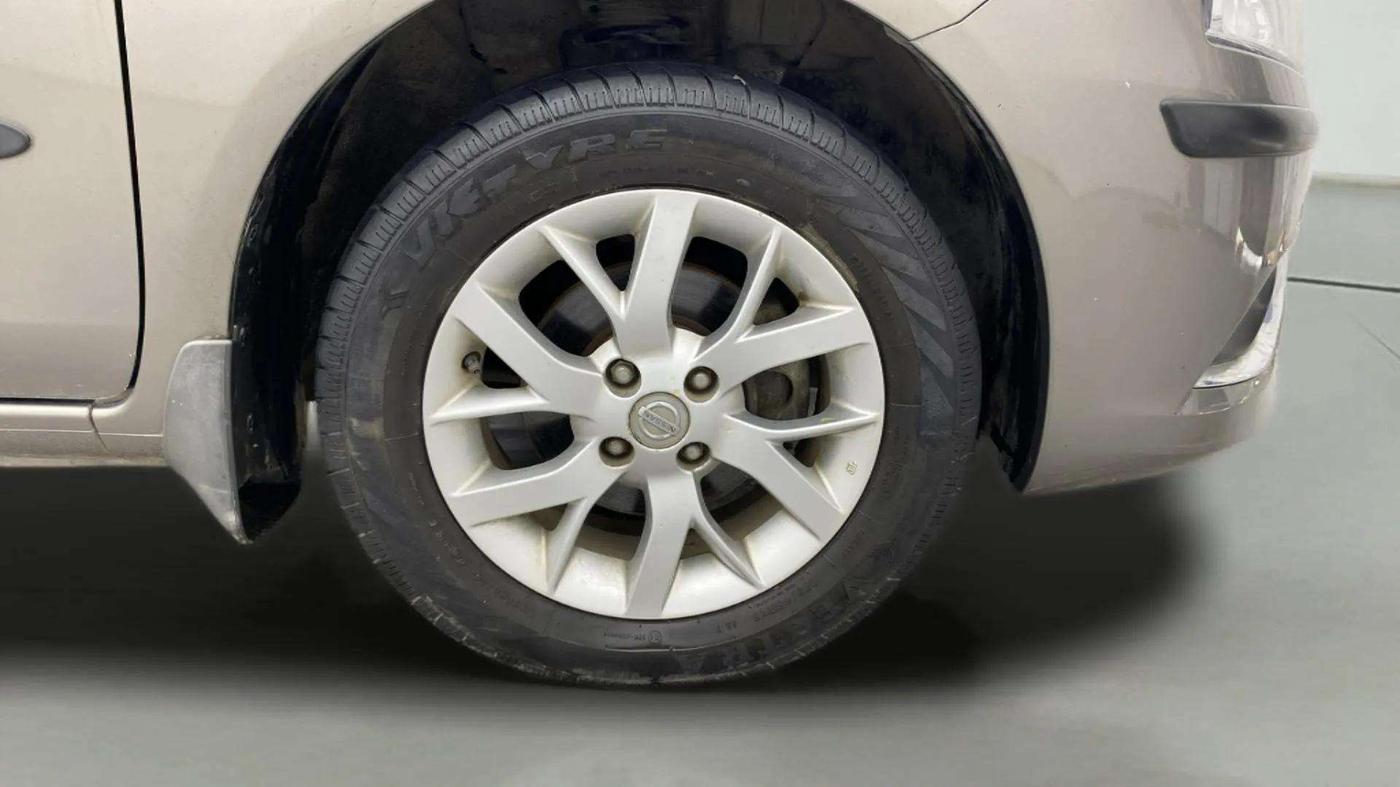 2019 Nissan Sunny XV CVT, Petrol, Automatic, 37,012 km, Right Front Wheel