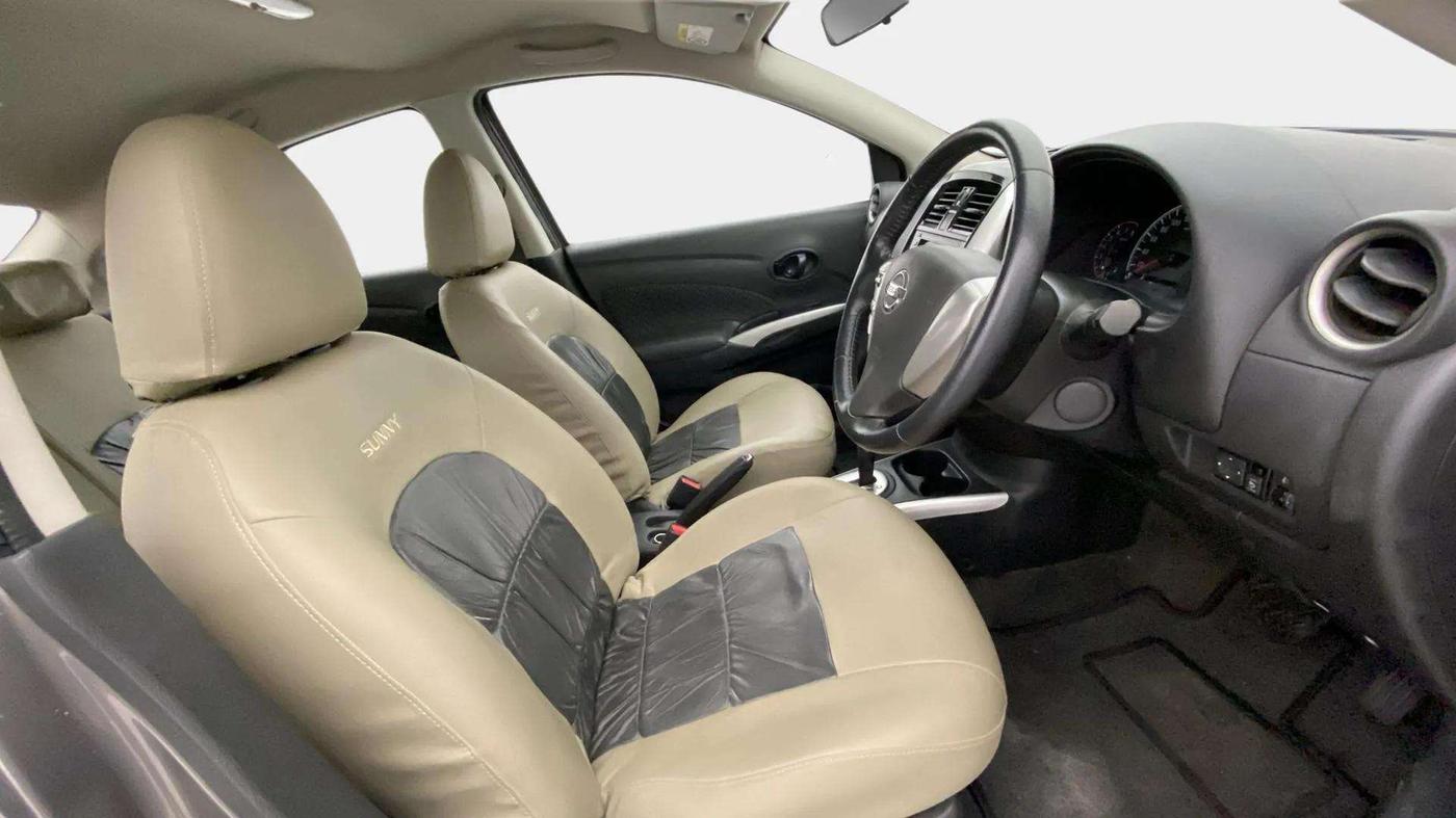 2019 Nissan Sunny XV CVT, Petrol, Automatic, 37,012 km, Right Side Front Door Cabin