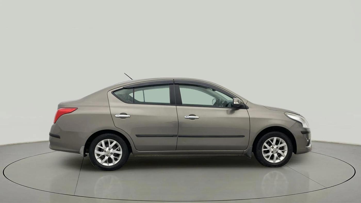 2019 Nissan Sunny XV CVT, Petrol, Automatic, 37,012 km, Right Side View